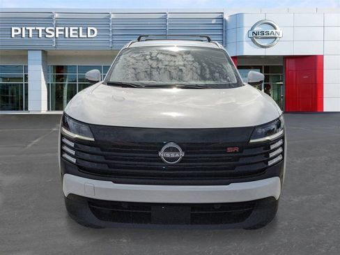 New 2026 Nissan Kicks SR w/ Cold Weather Package image 8