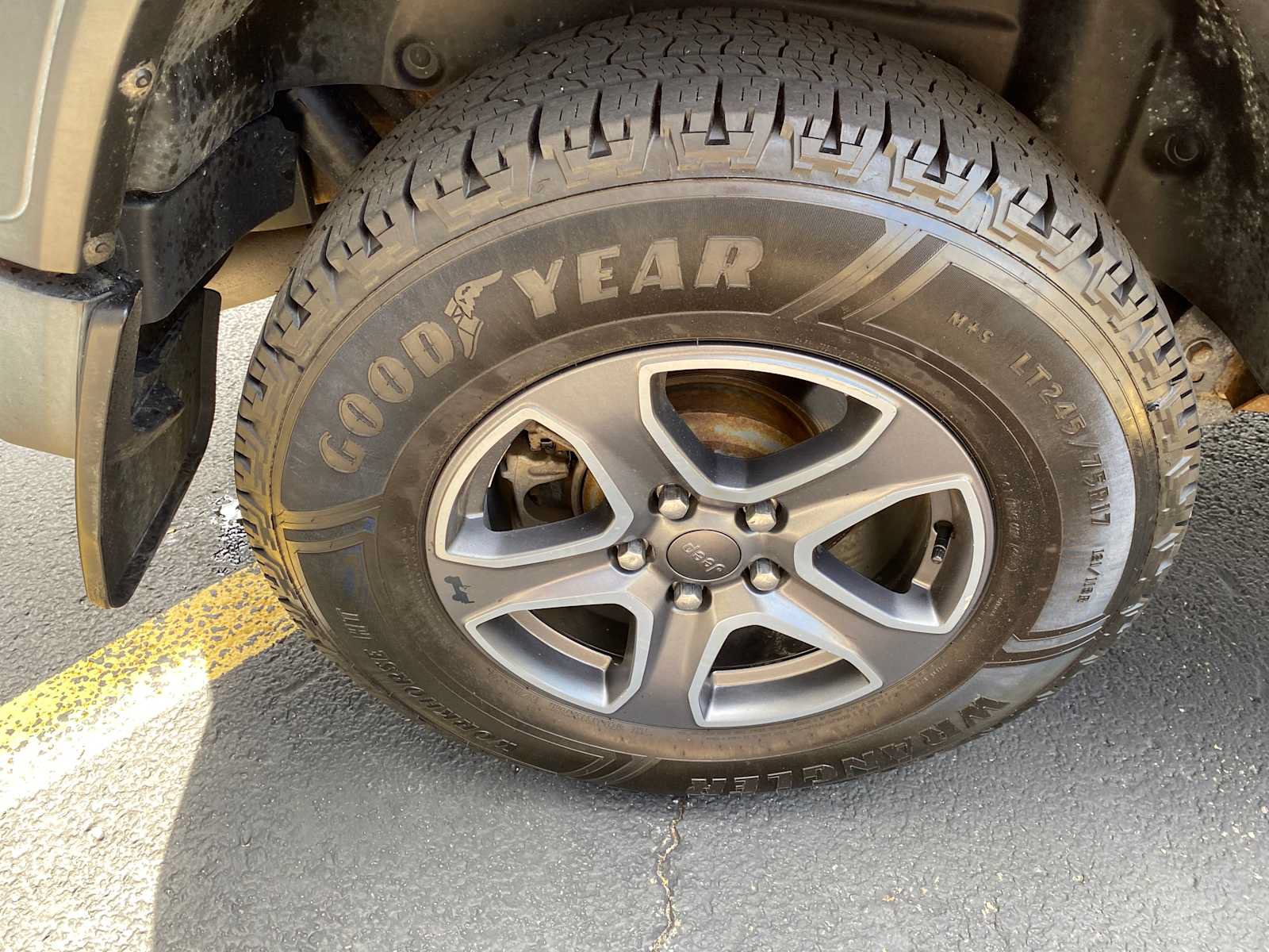 Used 2019 Jeep Wrangler Sport AWD/4WD image 40