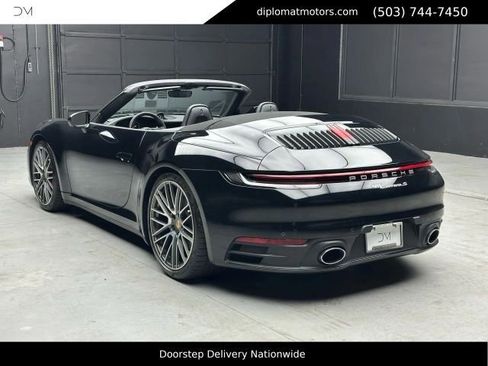 Used 2024 Porsche 911 Carrera S w/ Sport Package RWD image 5