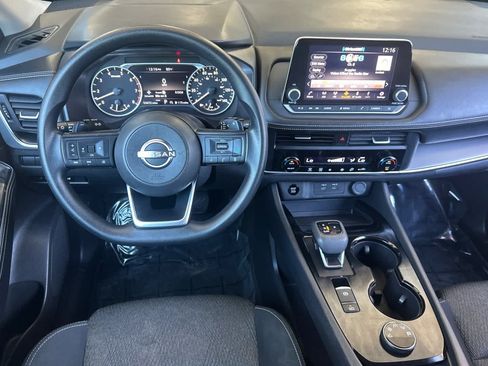 Used 2024 Nissan Rogue SV AWD/4WD image 14