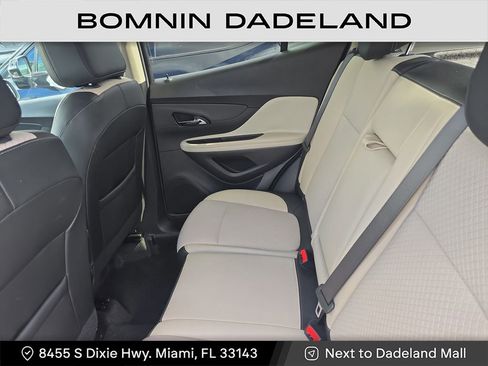 Used 2022 Buick Encore Preferred w/ Safety Package image 19