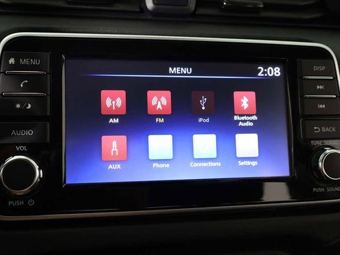 Used 2025 Nissan Versa S FWD image 38