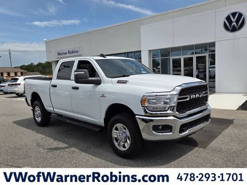 Used 2024 RAM 2500 Tradesman w/ Chrome Appearance Group AWD/4WD image 1