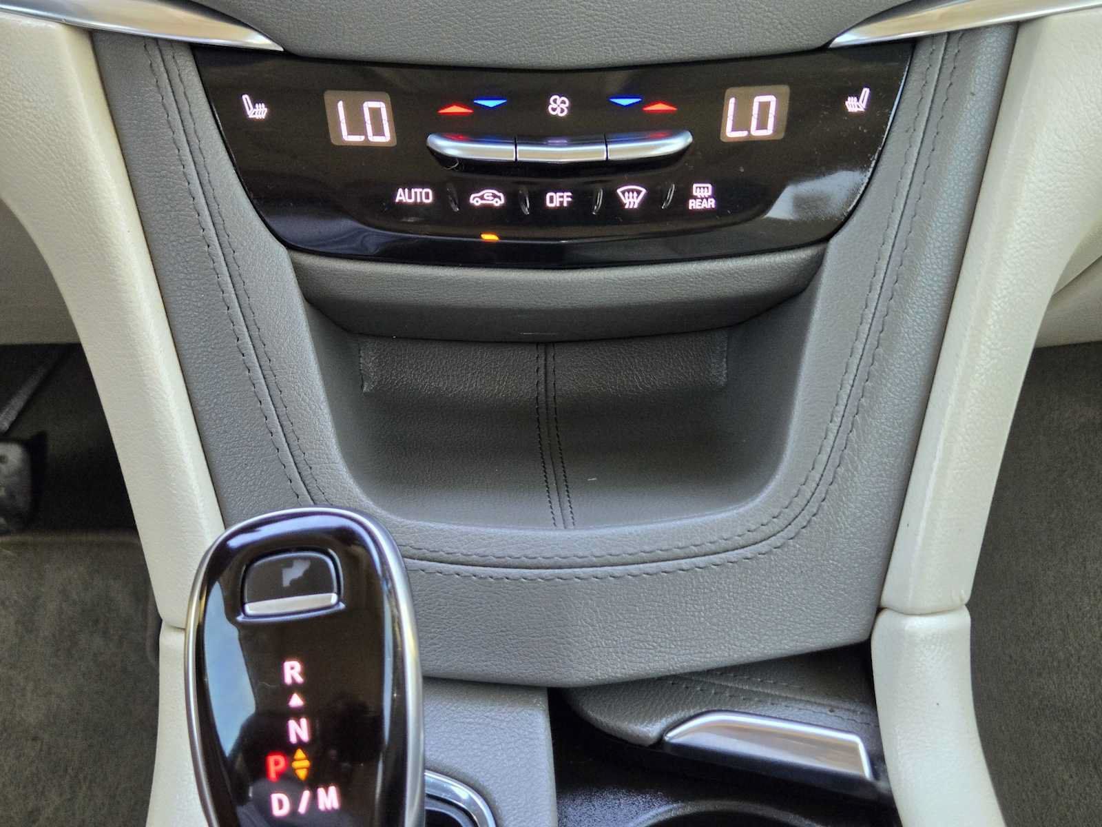 Used 2020 Cadillac XT5 Premium Luxury AWD/4WD image 20