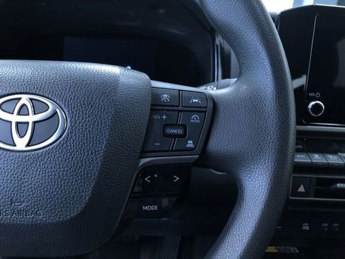 Used 2025 Toyota Camry LE image 28