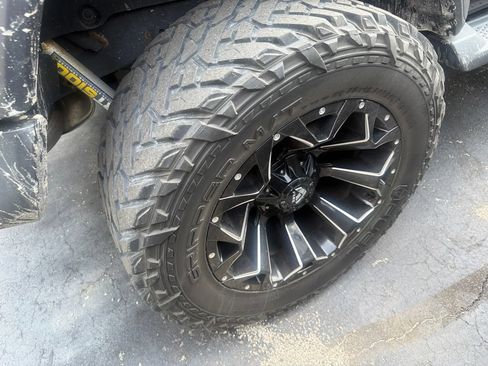 Used 2019 Jeep Wrangler Unlimited Sport S AWD/4WD image 12