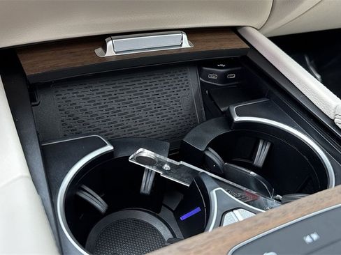 Used 2024 Mercedes-Benz GLE 450 GLE 450 image 56