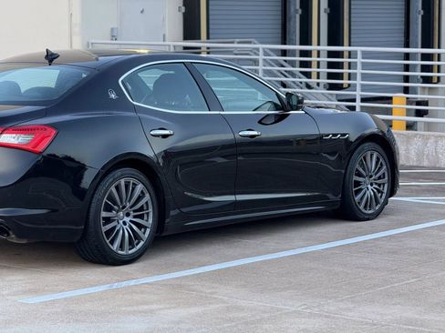 Used 2020 Maserati Ghibli RWD image 9