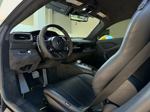 Used 2022 Maserati MC20 Coupe image 23