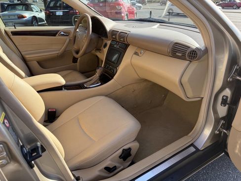 Used 2003 Mercedes-Benz C 240 Sedan image 13
