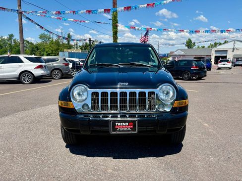 Used 2005 Jeep Liberty Limited AWD/4WD image 8