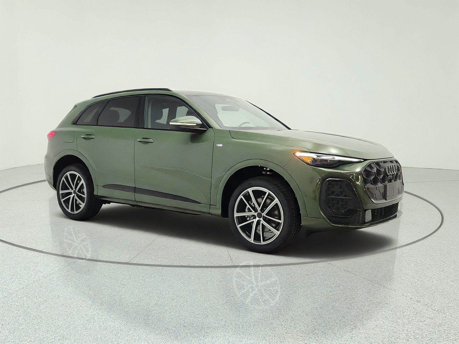 New 2026 Audi Q5 Premium Plus AWD/4WD image 3