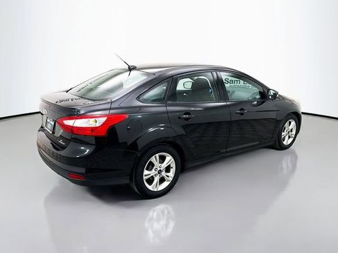 Used 2014 Ford Focus SE w/ SE Winter Package image 7