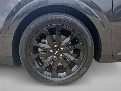 Used 2023 Kia Carnival SX FWD image 24