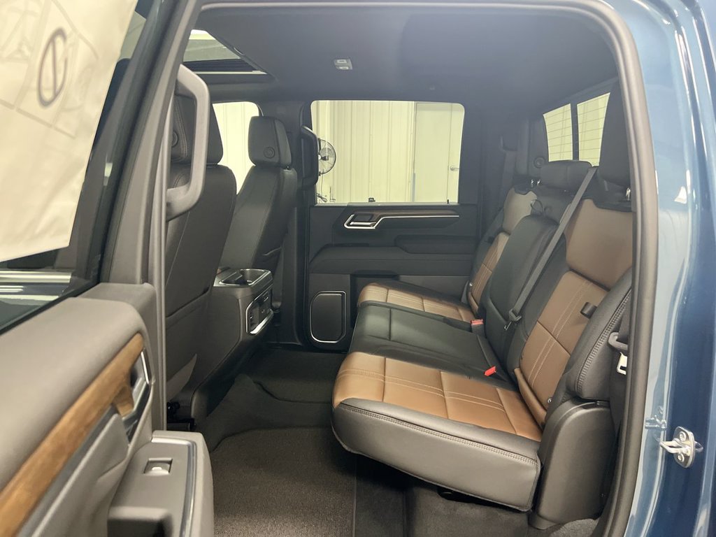 New 2026 Chevrolet Silverado 2500 High Country w/ High Country Premium Package AWD/4WD image 24