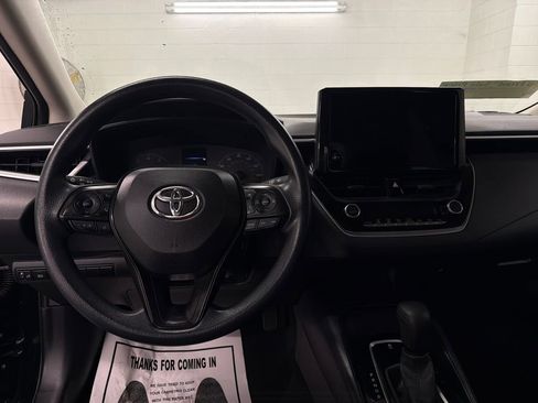 Used 2024 Toyota Corolla LE image 8