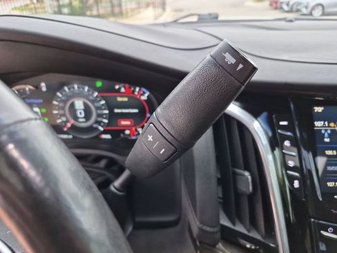 Used 2018 Cadillac Escalade Platinum AWD/4WD image 32