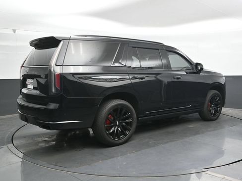 Used 2022 Cadillac Escalade Sport w/ Touring Package AWD/4WD image 2