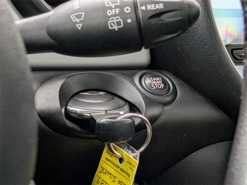 Used 2011 MINI Cooper Hardtop image 26