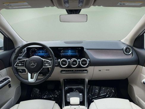 Certified 2023 Mercedes-Benz GLA 250 4MATIC image 9