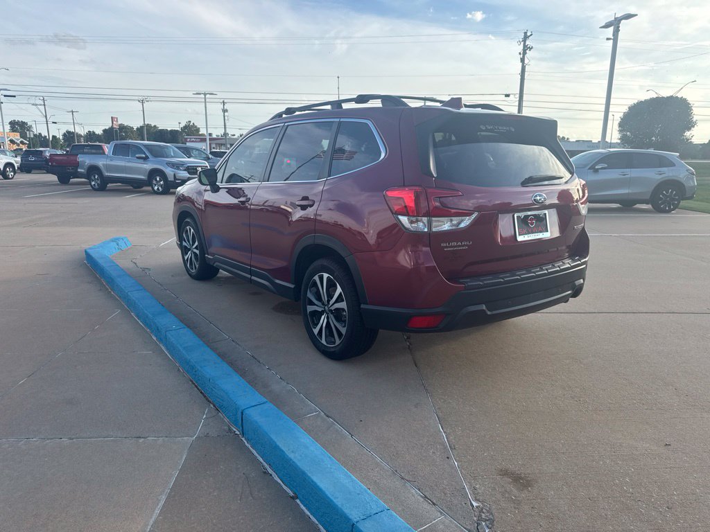 Used 2019 Subaru Forester Limited AWD/4WD image 5