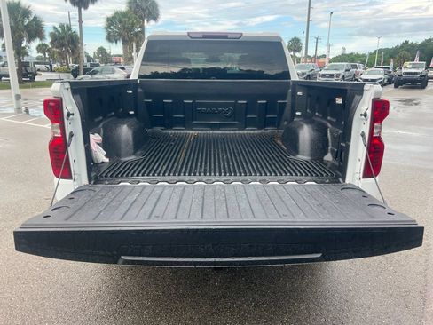 Used 2025 Chevrolet Silverado 1500 LT RWD image 6