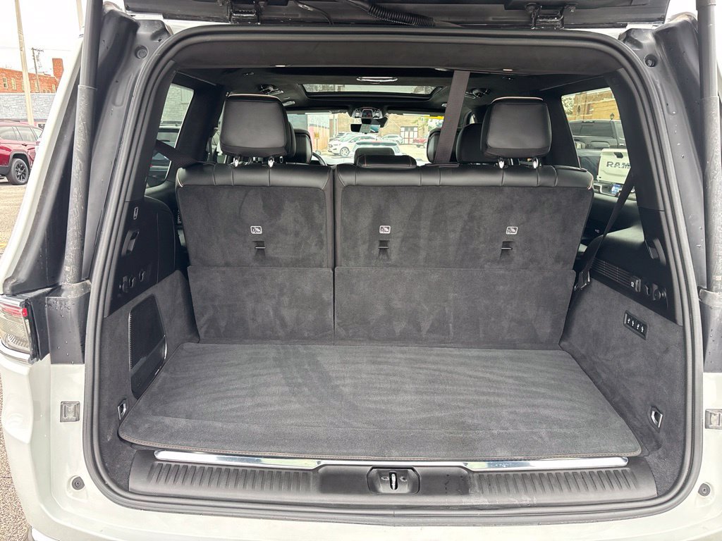 Used 2024 Jeep Grand Wagoneer Series III w/ Flexible Seating Group AWD/4WD image 45
