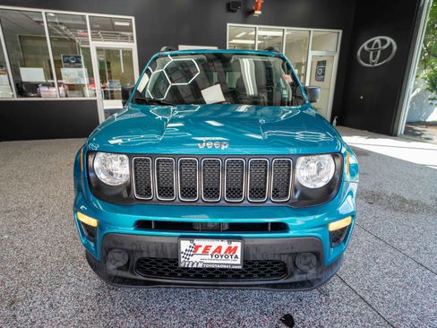 Used 2020 Jeep Renegade Sport w/ Sport Appearance Group AWD/4WD image 6