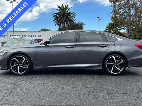 Used 2018 Honda Accord Sport image 7