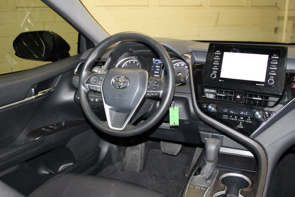 Used 2023 Toyota Camry LE FWD image 14
