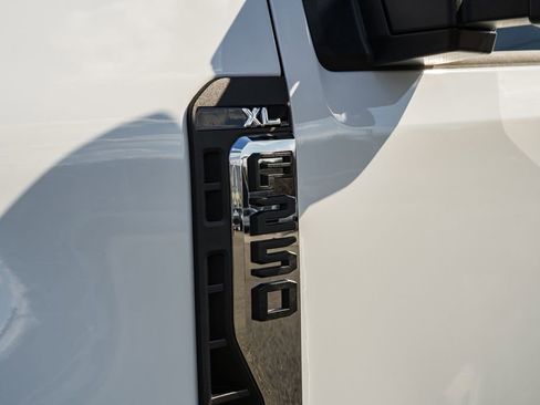 Used 2024 Ford F250 XL w/ Snow Plow Prep Package image 15