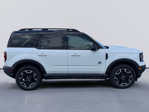 Used 2022 Ford Bronco Sport Outer Banks AWD/4WD image 6