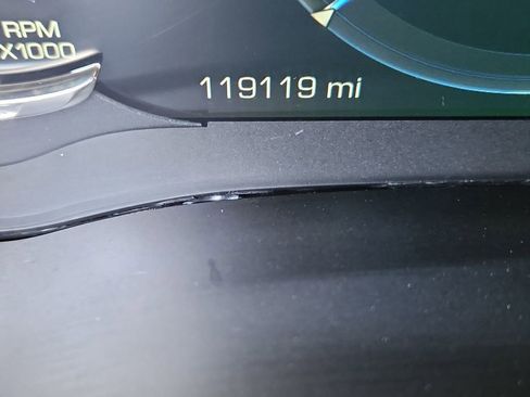 Used 2020 Cadillac Escalade Luxury AWD/4WD image 26