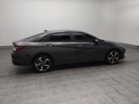 Used 2023 Hyundai Elantra SEL w/ Convenience Package image 10