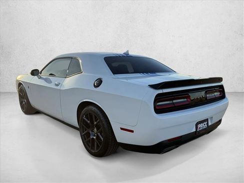 Used 2019 Dodge Challenger R/T Scat Pack w/ Shaker Package image 8