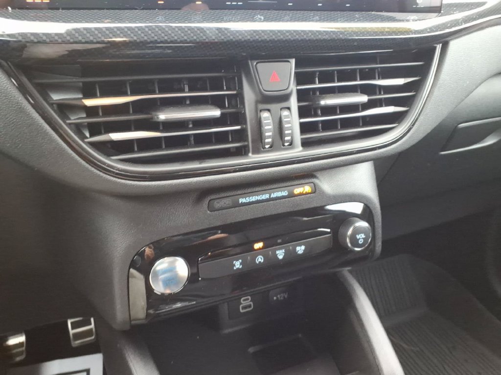 Certified 2024 Ford Escape ST-Line w/ Tech Pack #1 FWD image 23