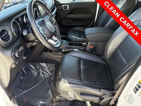 Used 2022 Jeep Wrangler Unlimited Sahara image 5