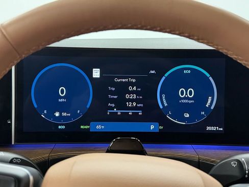 Used 2025 Hyundai Santa Fe Limited image 18