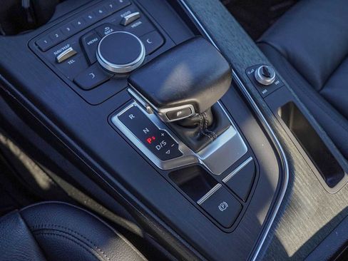 Used 2019 Audi A4 2.0T Premium image 22