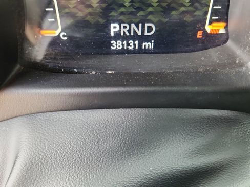 Used 2022 Jeep Wrangler Unlimited Sahara w/ Cold Weather Group image 25