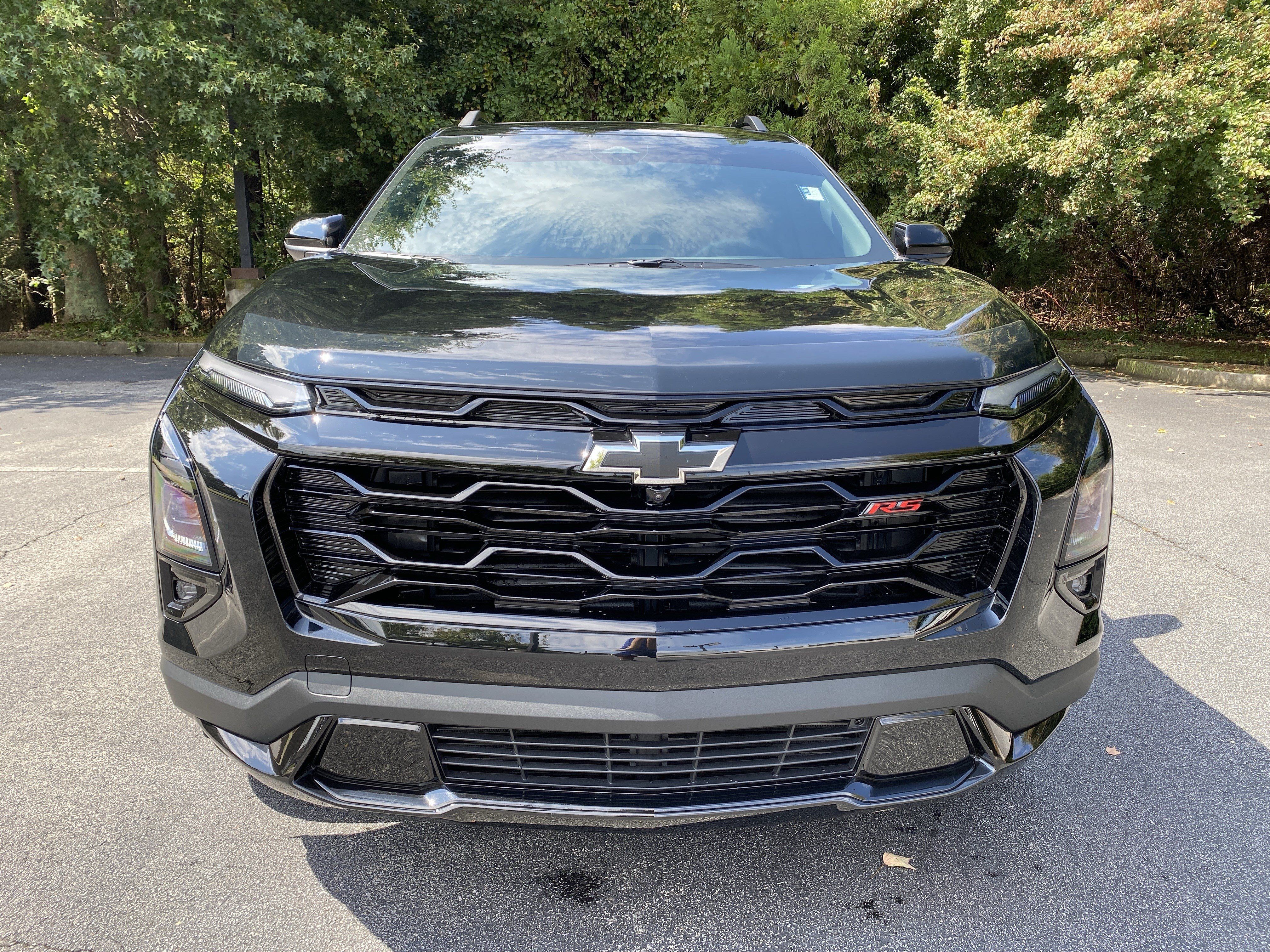 Used 2026 Chevrolet Equinox RS w/ Safety and Technology Package FWD image 3