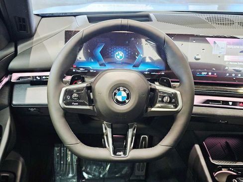 New 2026 BMW 540i xDrive w/ M Sport Package image 11