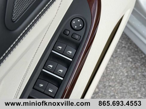 Used 2018 BMW 650i Convertible image 18