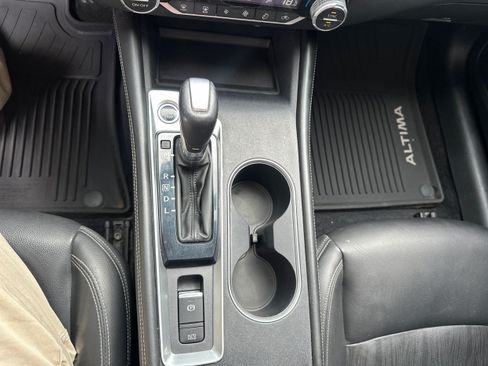 Used 2019 Nissan Altima 2.5 Platinum AWD/4WD image 15