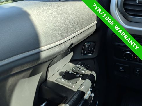 Certified 2024 Ford Expedition Max XLT image 23