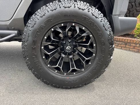 Used 2021 Jeep Wrangler Unlimited Sport AWD/4WD image 36