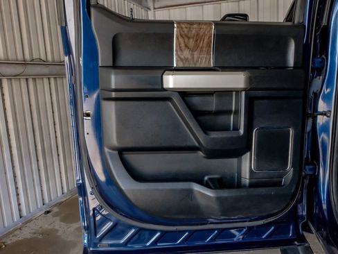 Used 2018 Ford F250 Lariat w/ Chrome Package AWD/4WD image 46