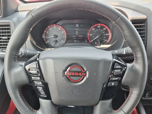 Used 2023 Nissan Frontier PRO-4X w/ Pro Convenience Package AWD/4WD image 16