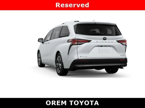 New 2026 Toyota Sienna Platinum image 7