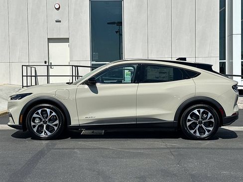 New 2026 Ford Mustang Mach-E Select RWD image 6